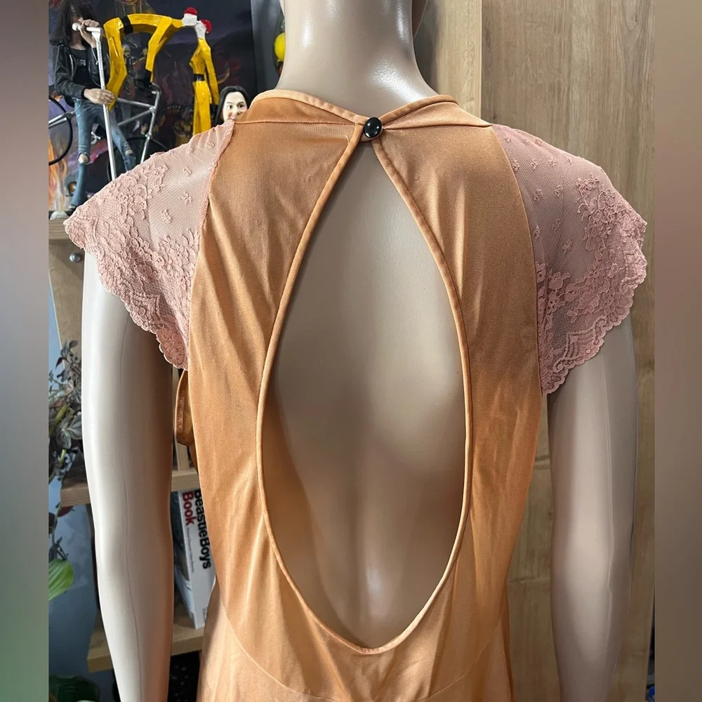 Hollywood glam vintage apricot bias cut nightgown 70s does 30s maxi dress-M